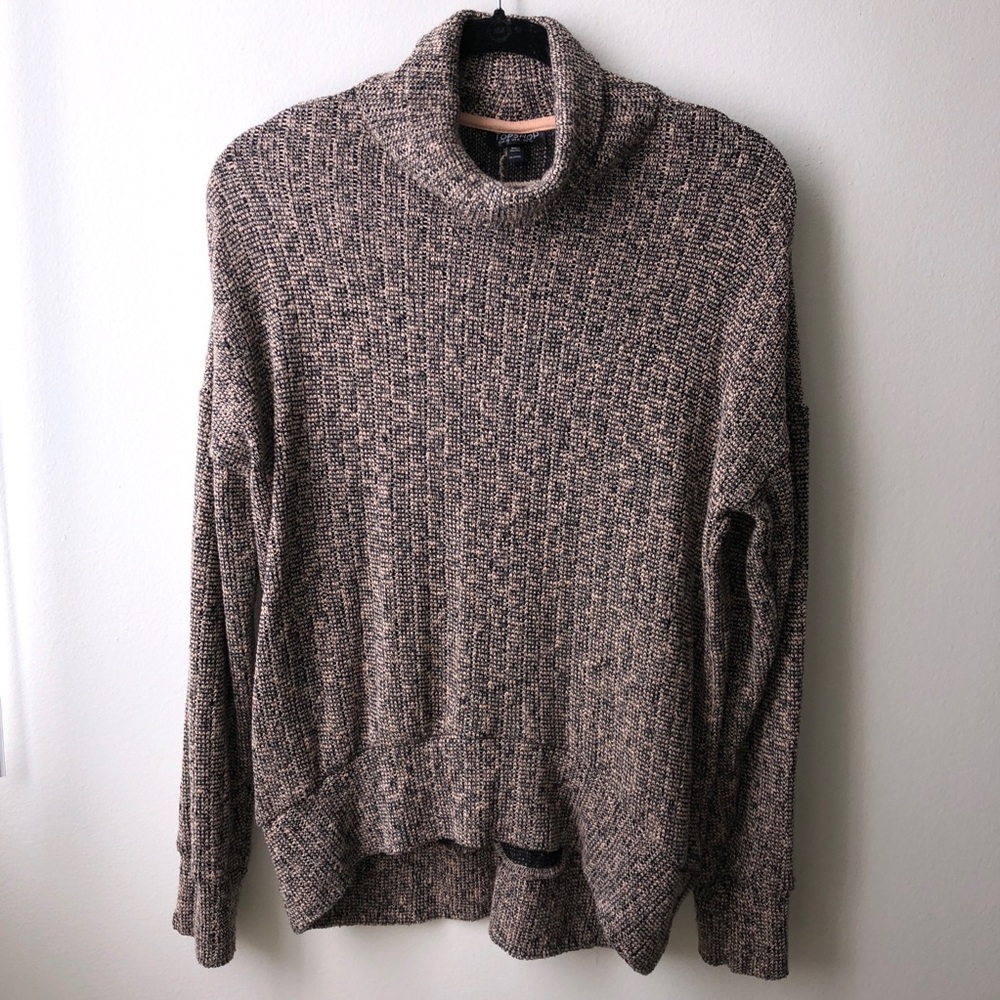 TOPSHOP CREAM TURTLENECK SWEATER